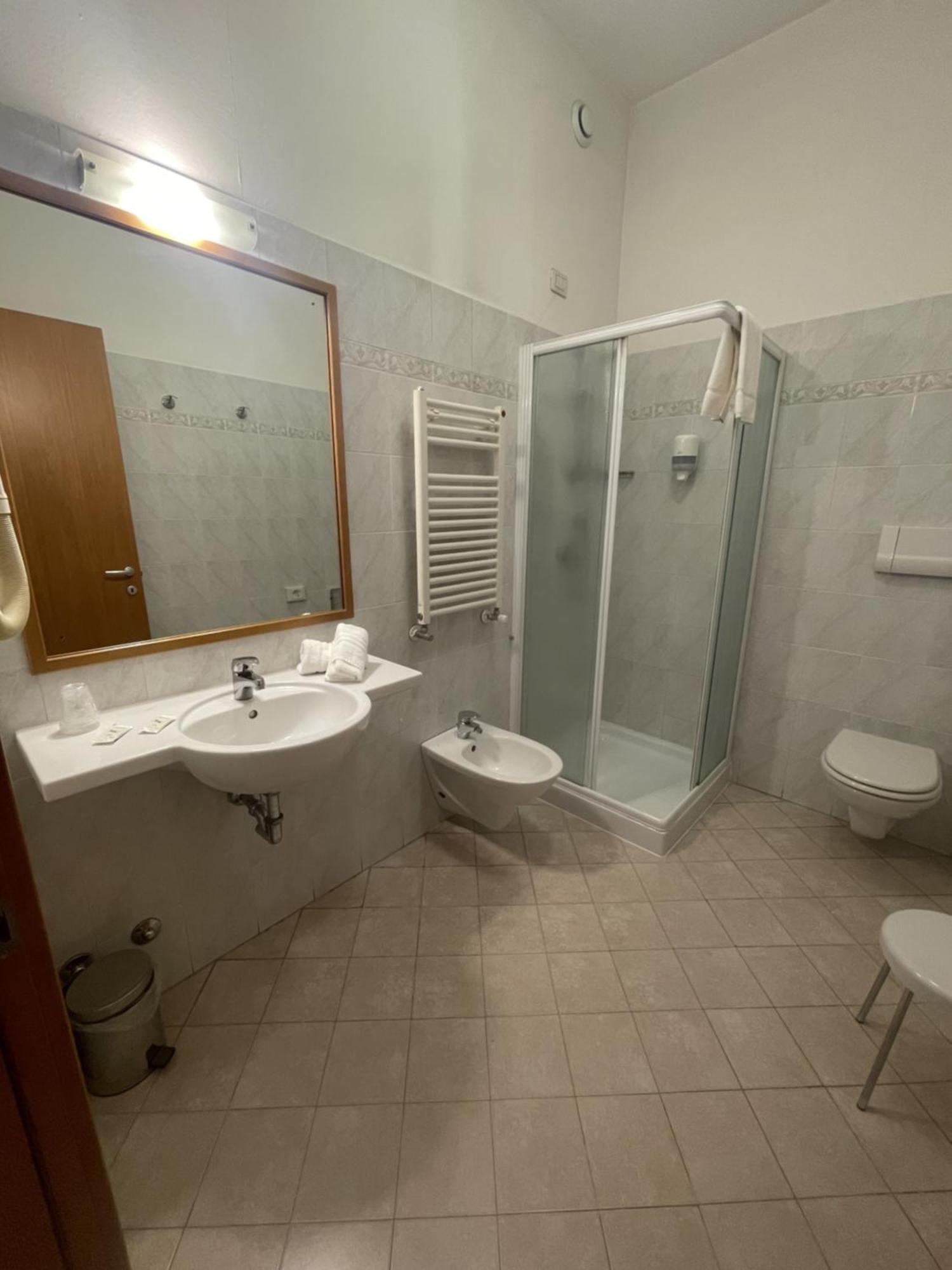 Hotel Petrarca Boara Pisani Luaran gambar